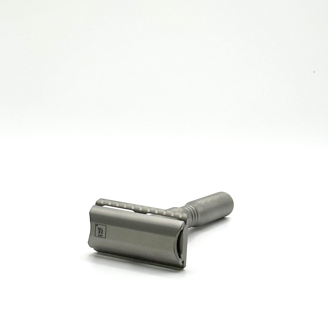 bead blast merica safety razor with titanium symbol